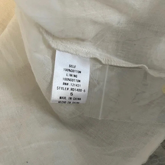 NWT ⭐️ Ellison Off White Eyelet Lace Shift Dress Size Small - Picture 16 of 16